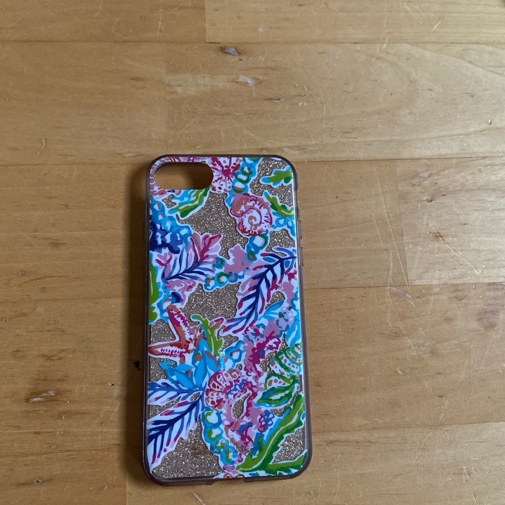 Used Lilly Pulitzer iPhone 7 case
